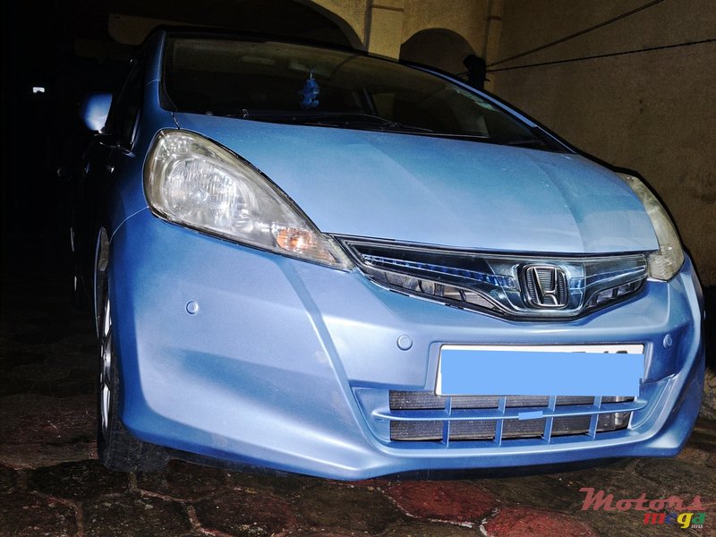 2013' Honda Fit photo #1