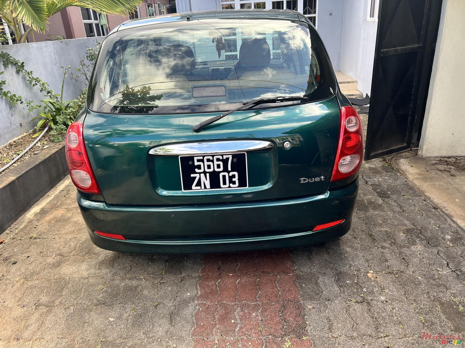 2003' Toyota Starlet Duet photo #6