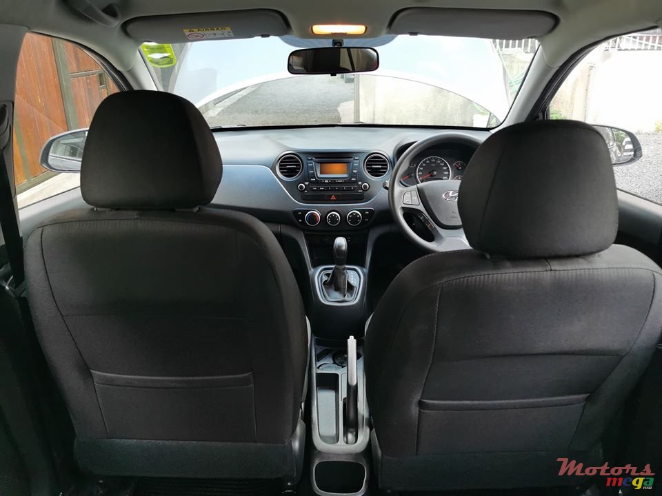 2019' Hyundai i10 Grand photo #7