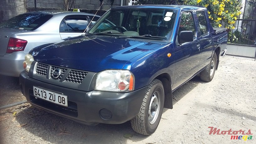 2008' Nissan Navara photo #1