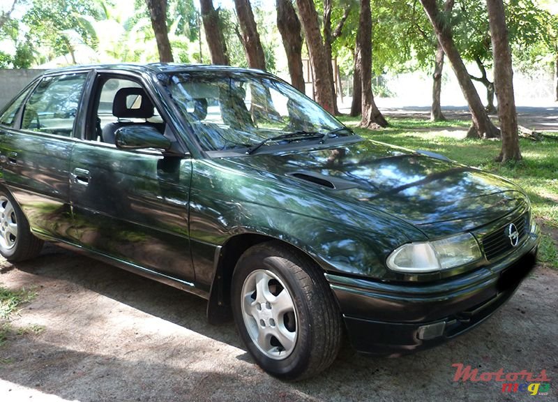 1997' Opel Astra F photo #2