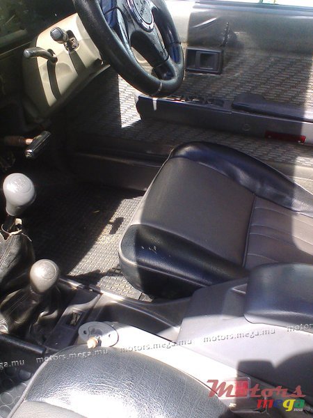 1997' Toyota Hilux 4x4 photo #3