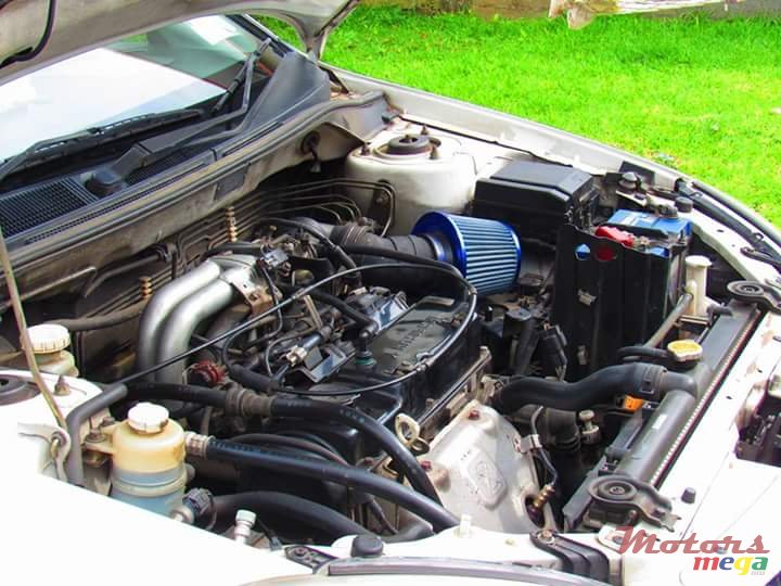 2006' Mitsubishi photo #2