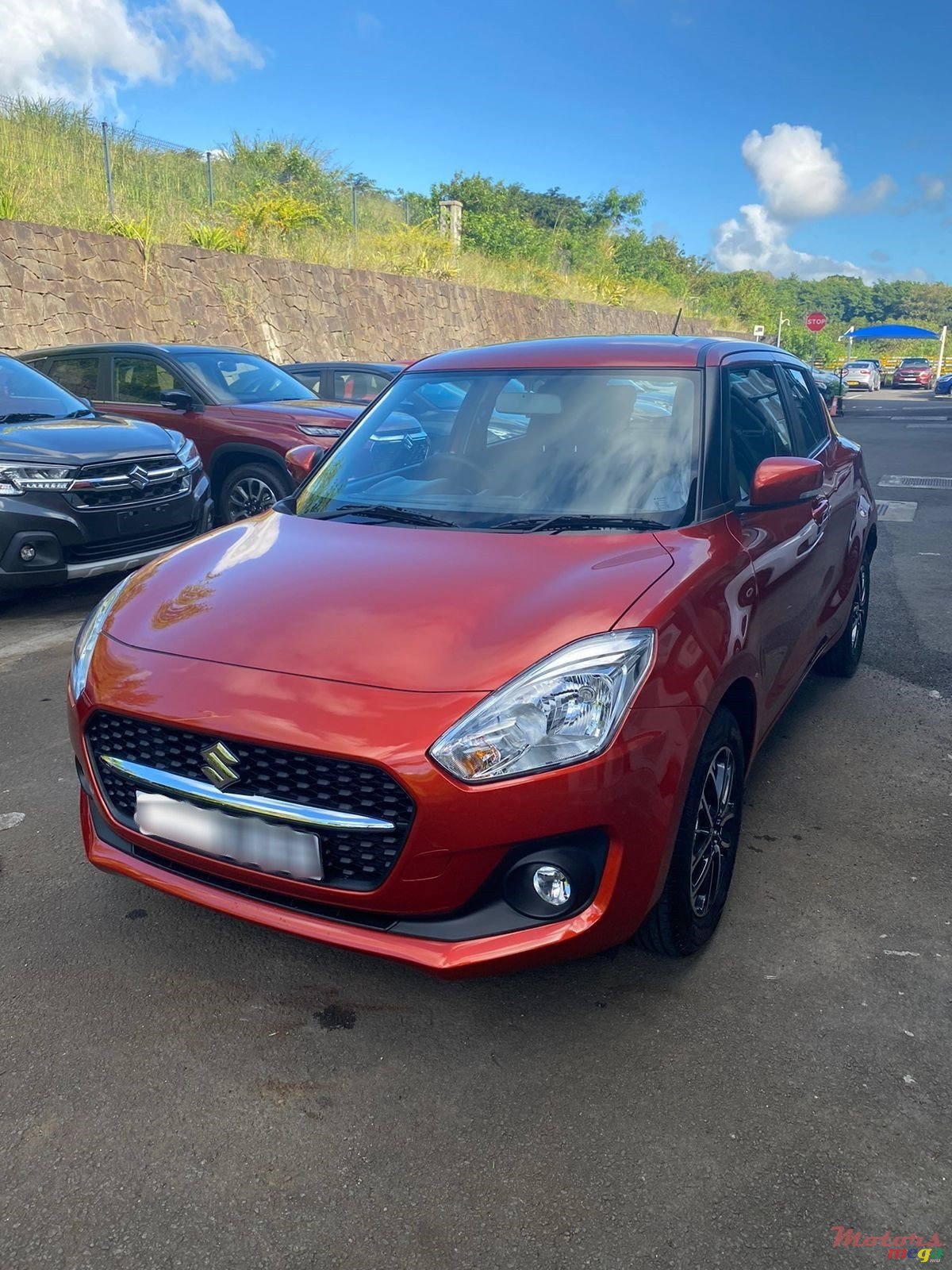 2023' Suzuki Swift photo #3