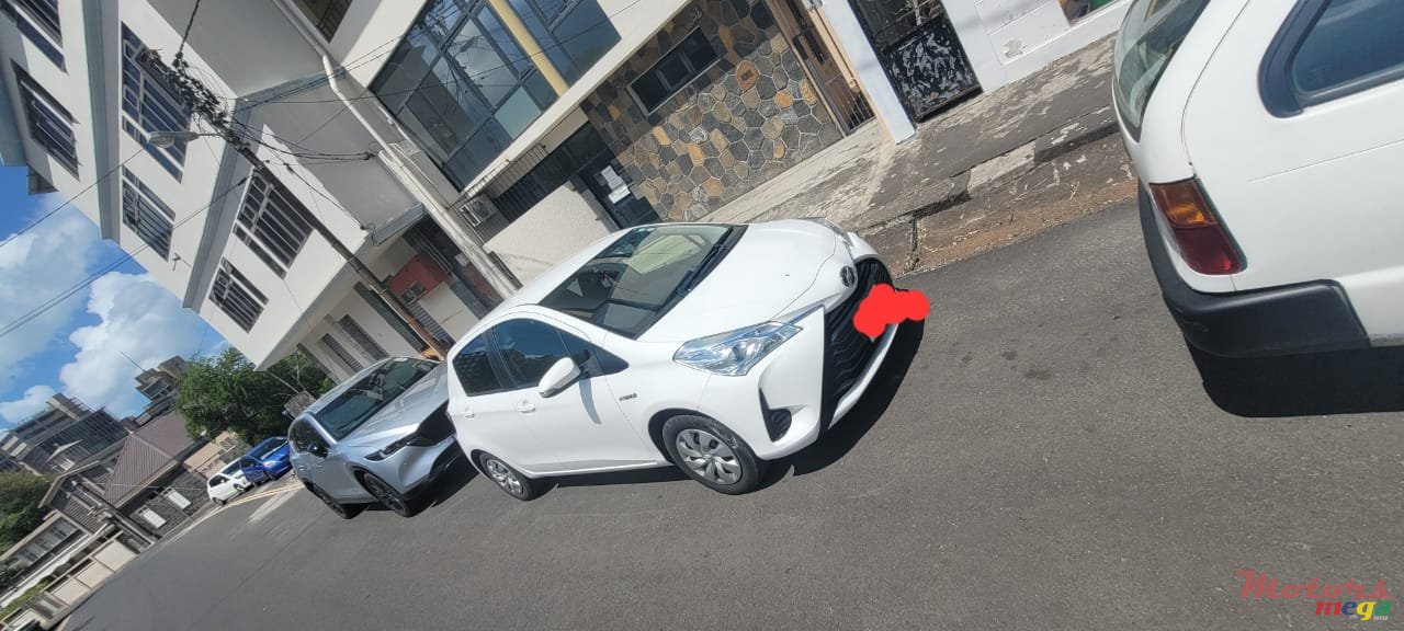 2020' Toyota Vitz photo #1