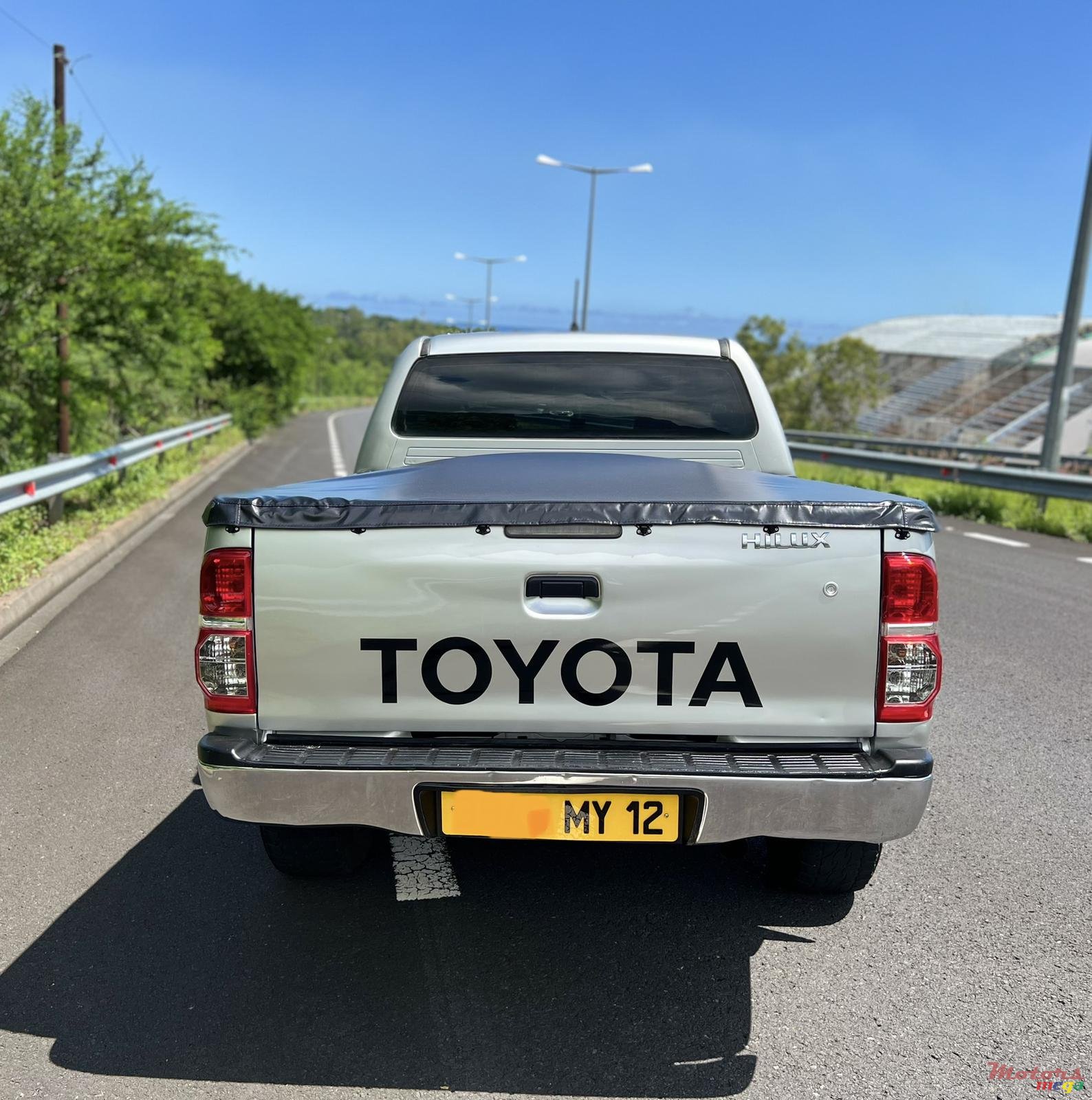 2012' Toyota photo #3