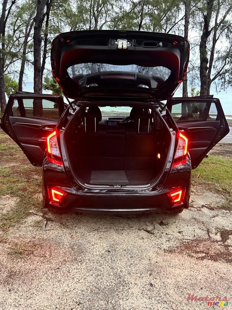 2014' Honda Fit photo #5