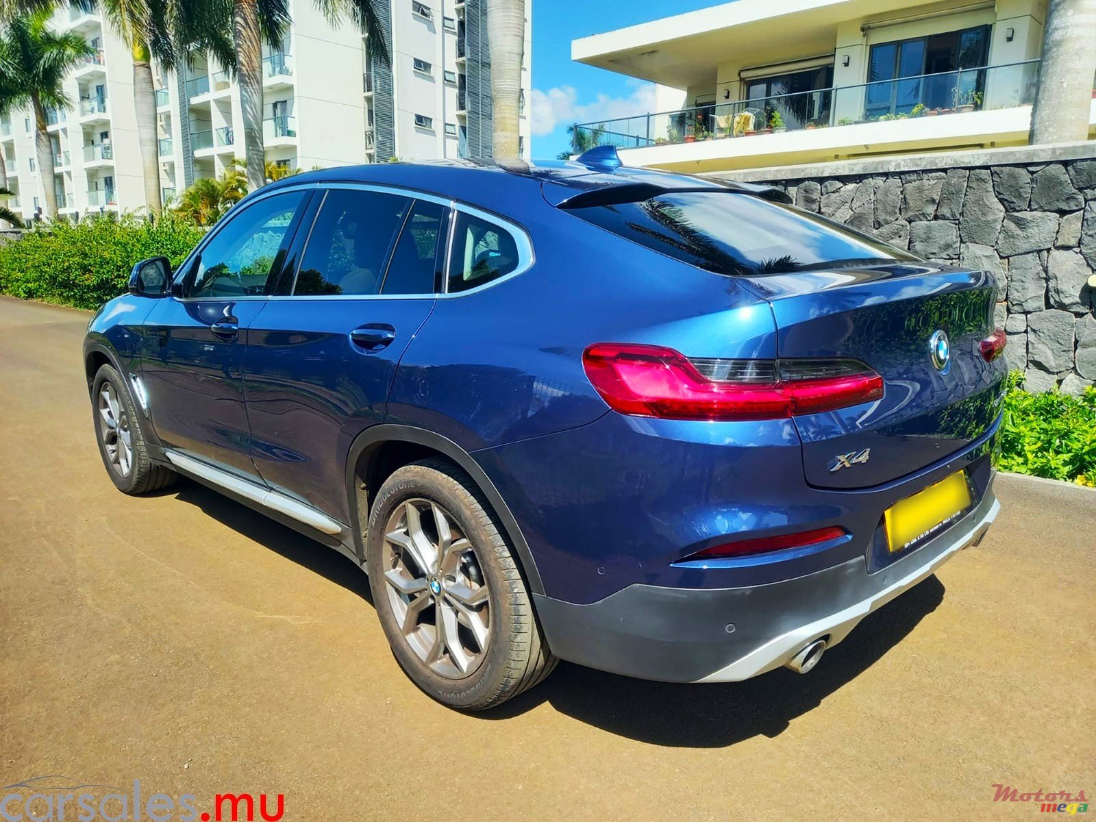 2021' BMW X4 XDrive 20i 2.0 photo #3