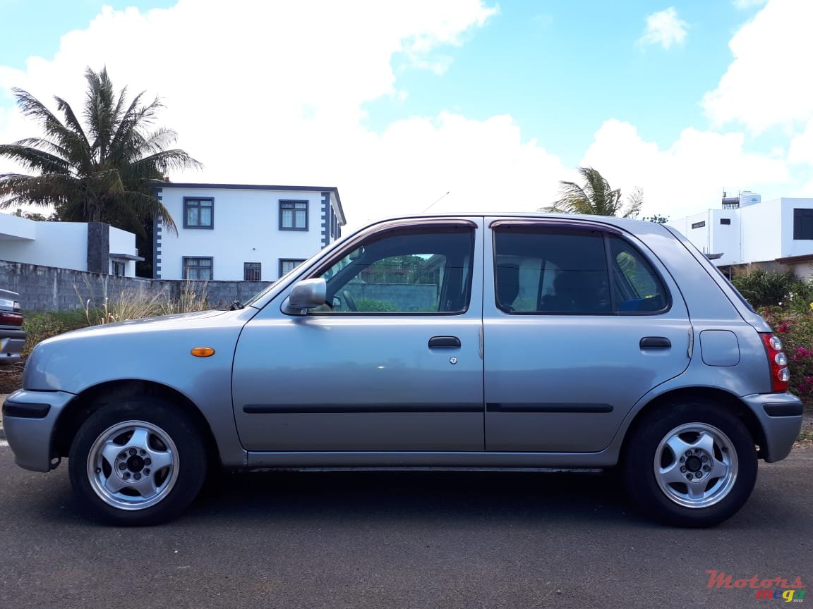 2000' Nissan March photo #5