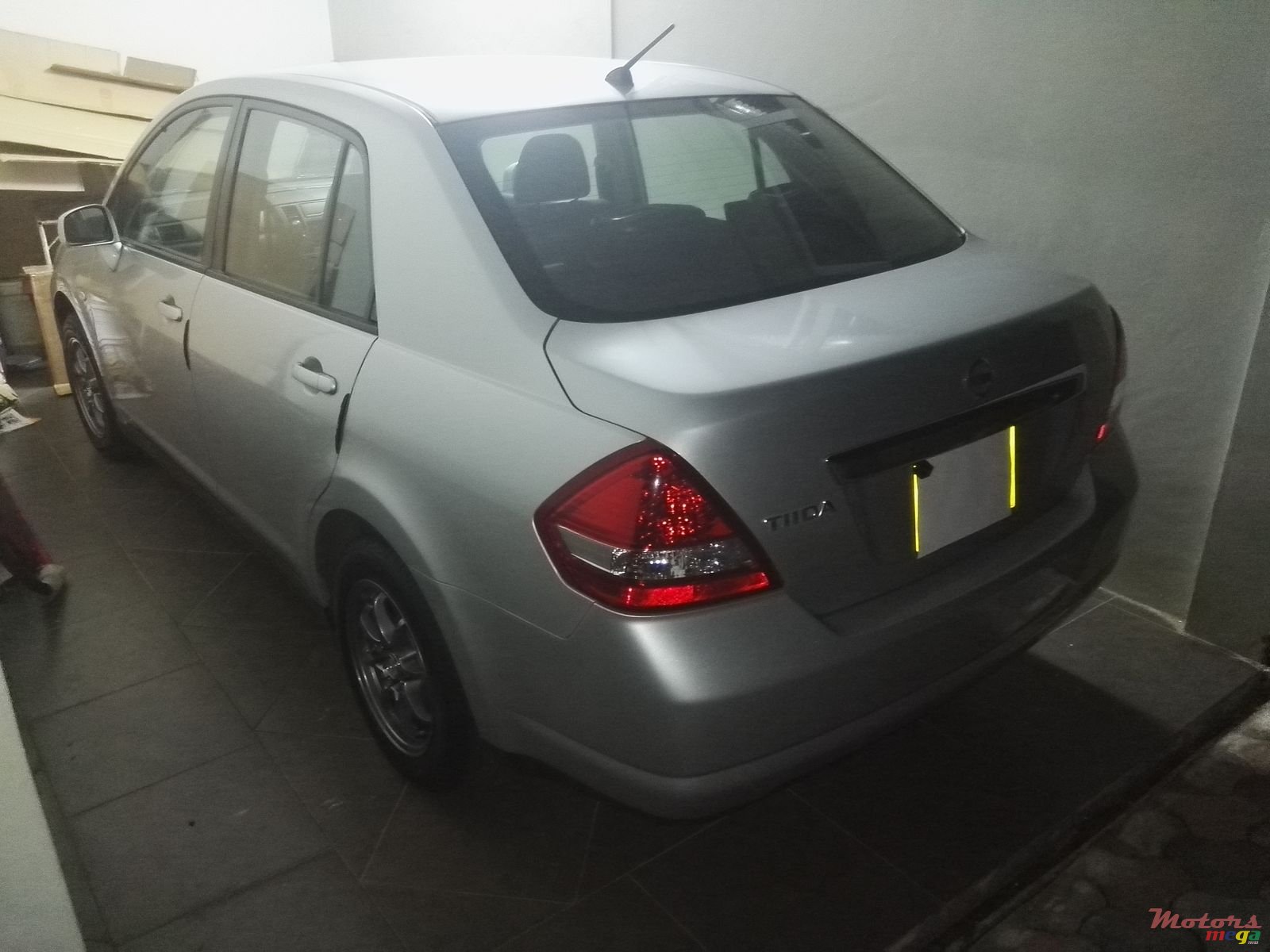 2009' Nissan Tiida photo #5