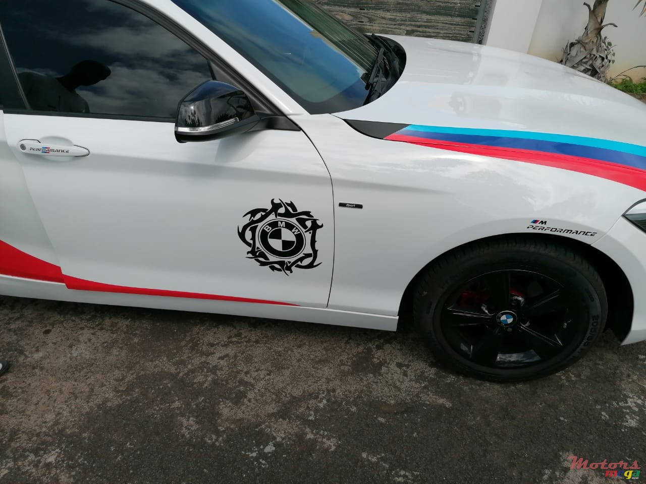 2014' BMW 116 photo #1