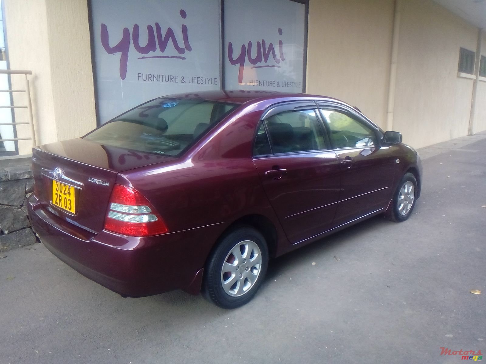 2003' Toyota Corolla photo #2