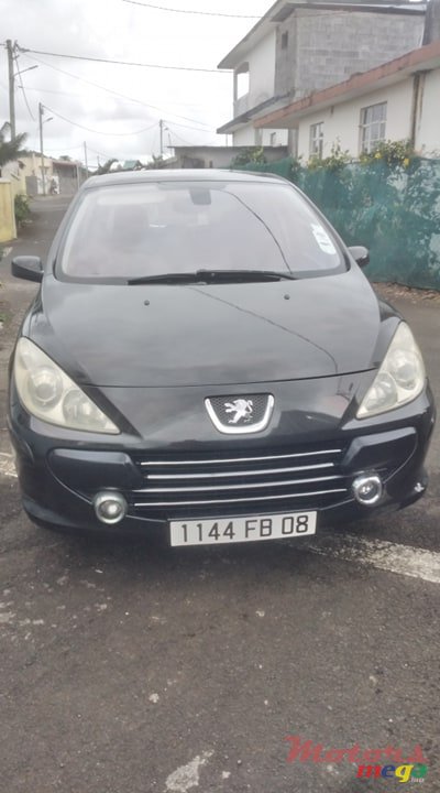 2008' Peugeot 307 photo #6