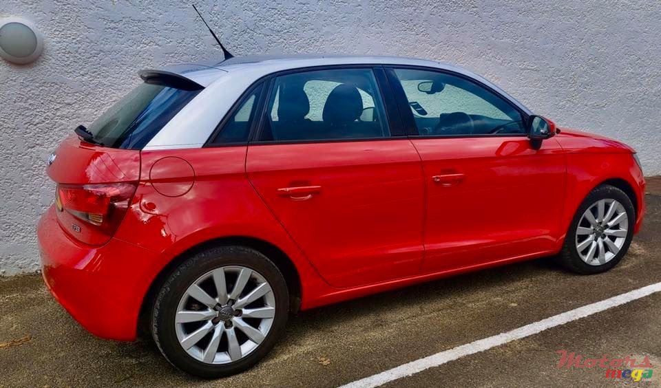 2014' Audi A1 TFSI Audi Ambition photo #4