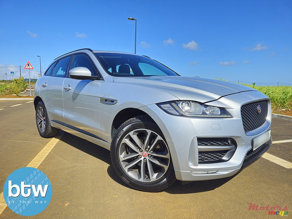 2019' Jaguar F-Pace R-Sport photo #1
