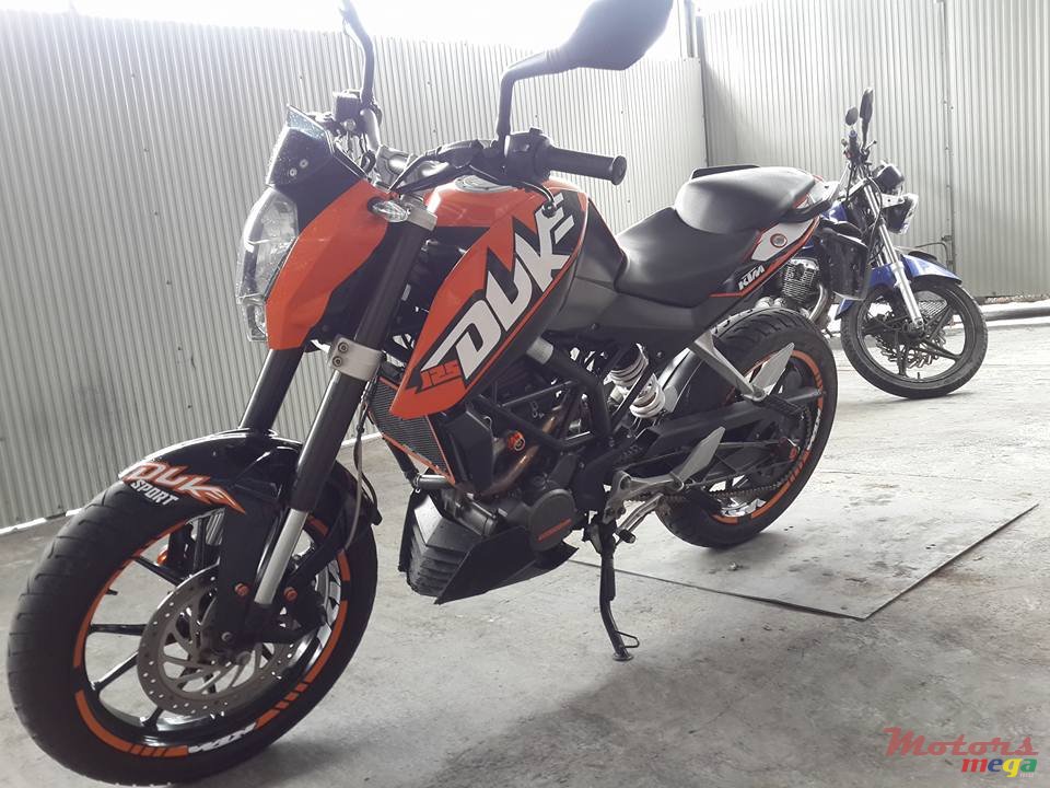 2014' KTM duke photo #7