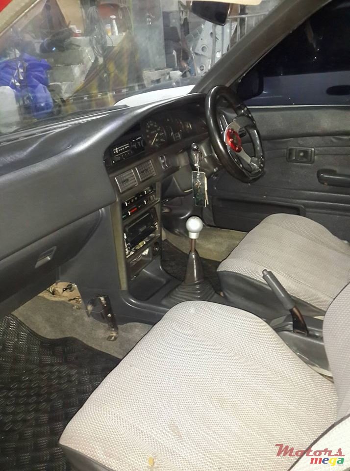 1989' Toyota Corolla EE90 photo #2