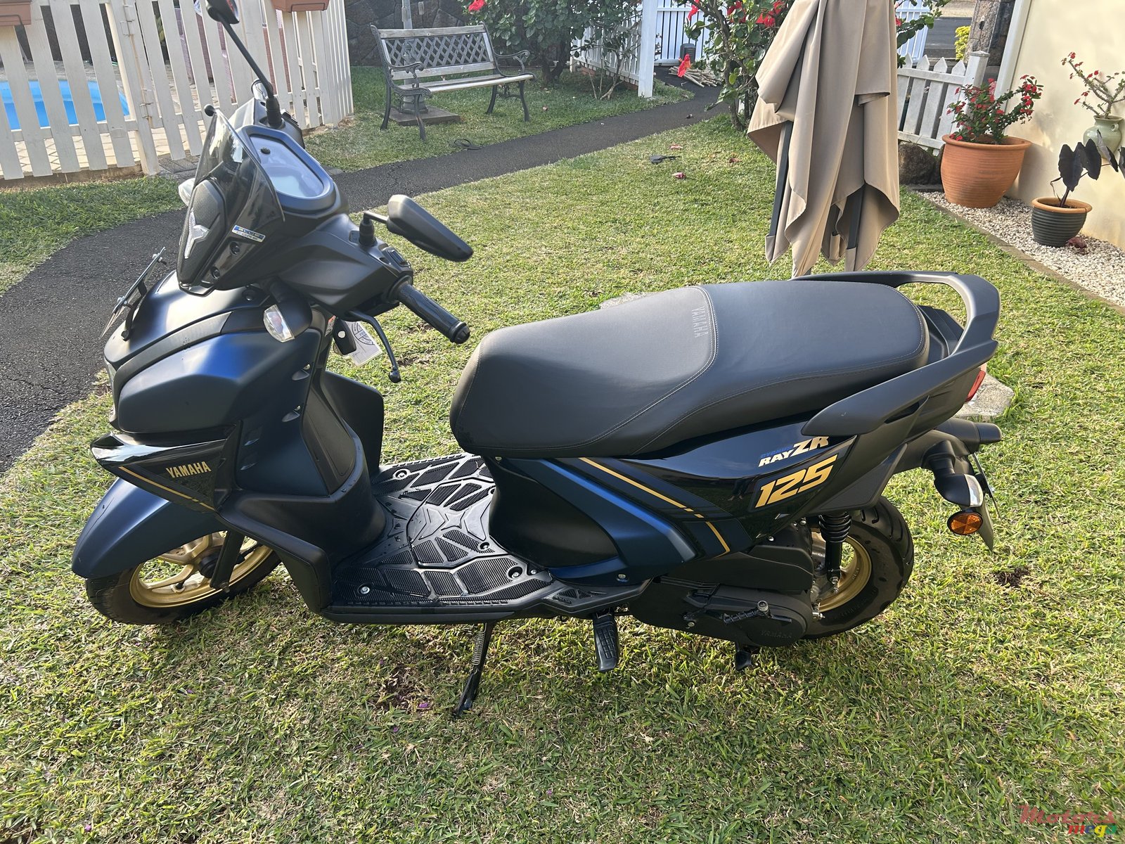 2024' Yamaha Lcg125 photo #2