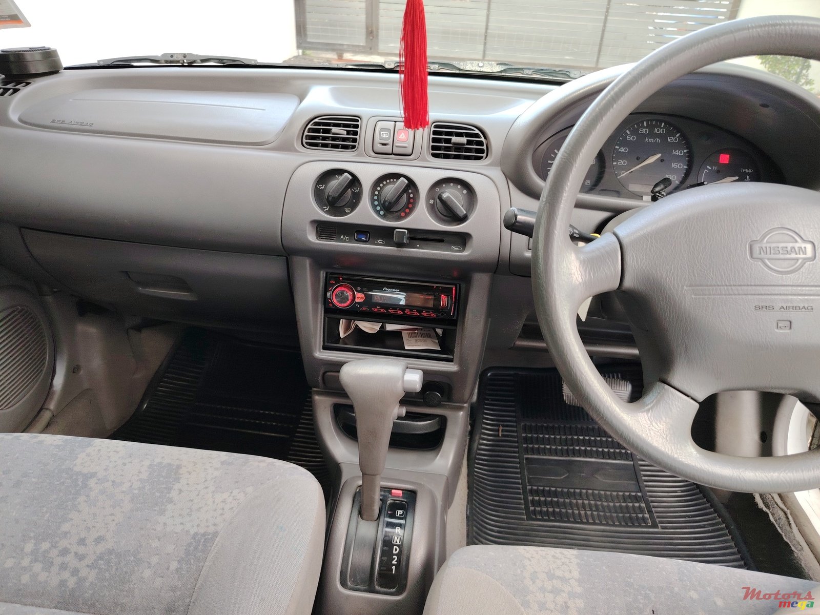 2000' Nissan Ak11 photo #6