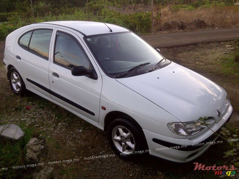 1997' Renault photo #1