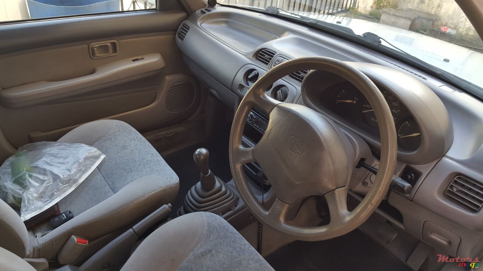 1999' Nissan March photo #1