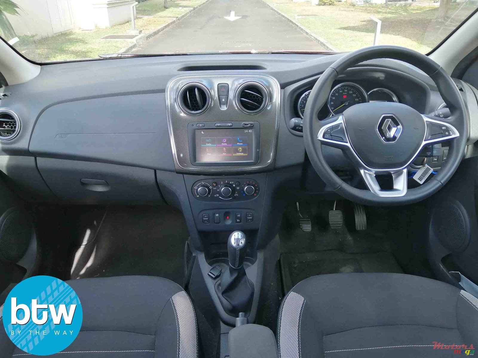 2018' Renault Sandero Stepway photo #5