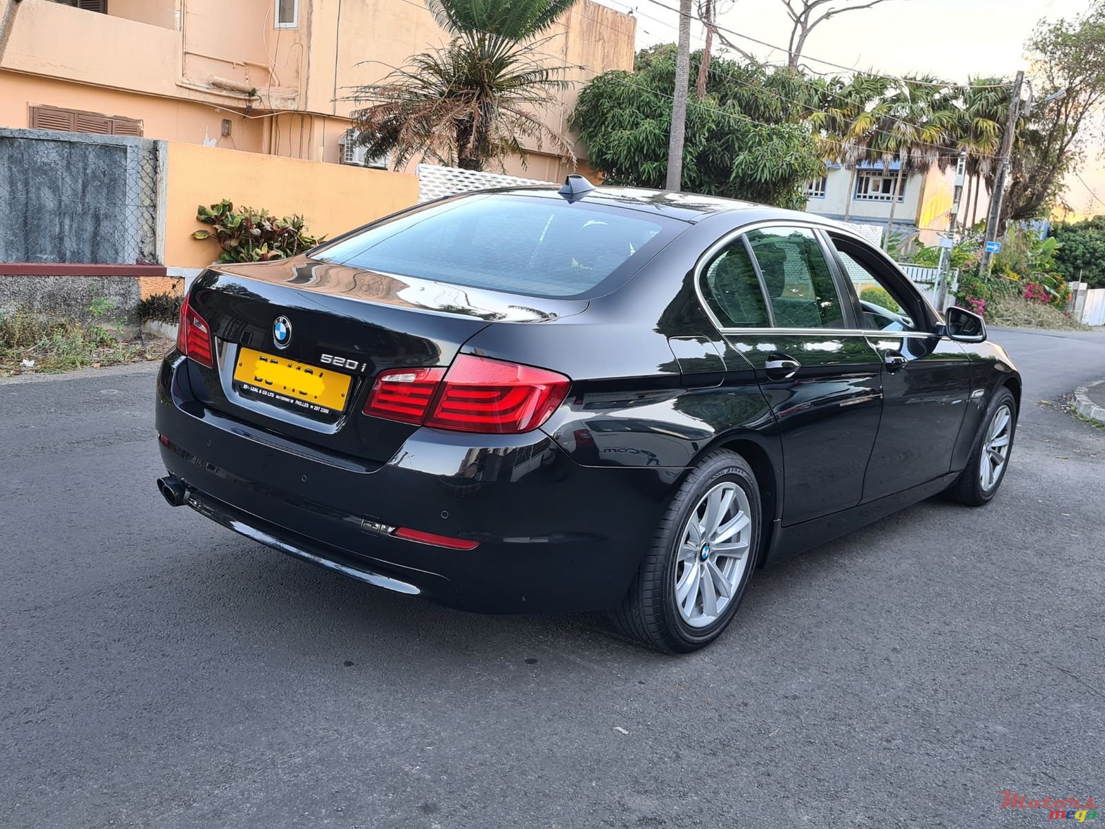 2013' BMW 520 Automatic photo #2