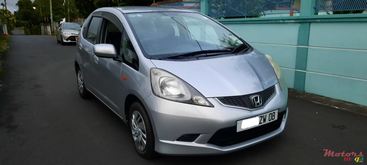 2008' Honda Fit Automatic photo #1