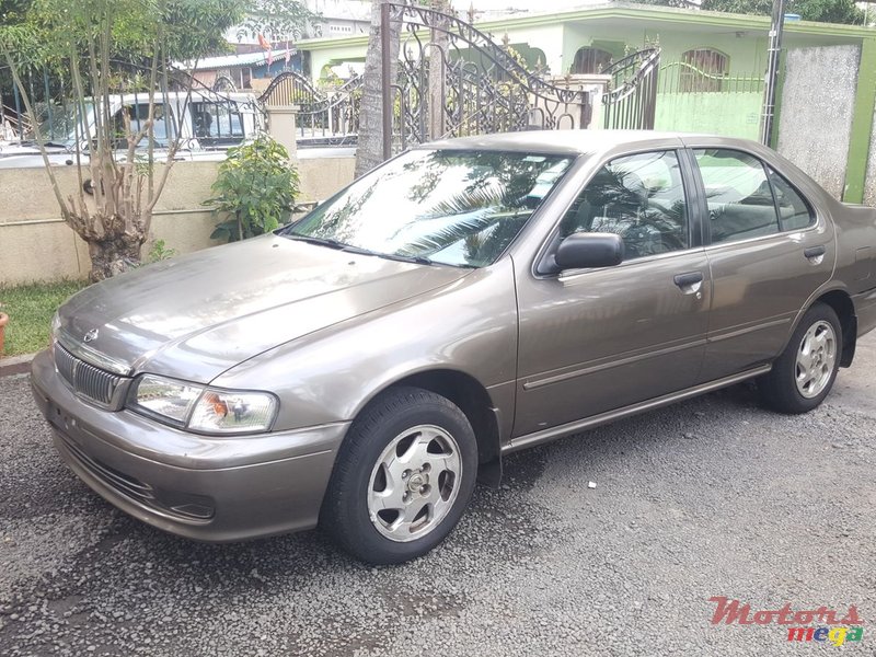 1999' Nissan Sunny B14 photo #1