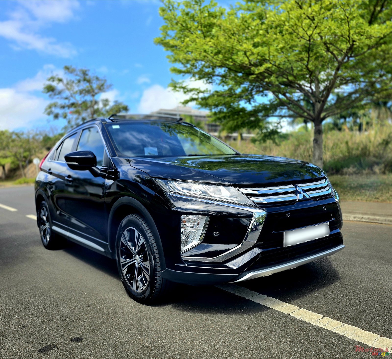 2019' Mitsubishi Eclipse Cross 1.5T Subroof photo #1