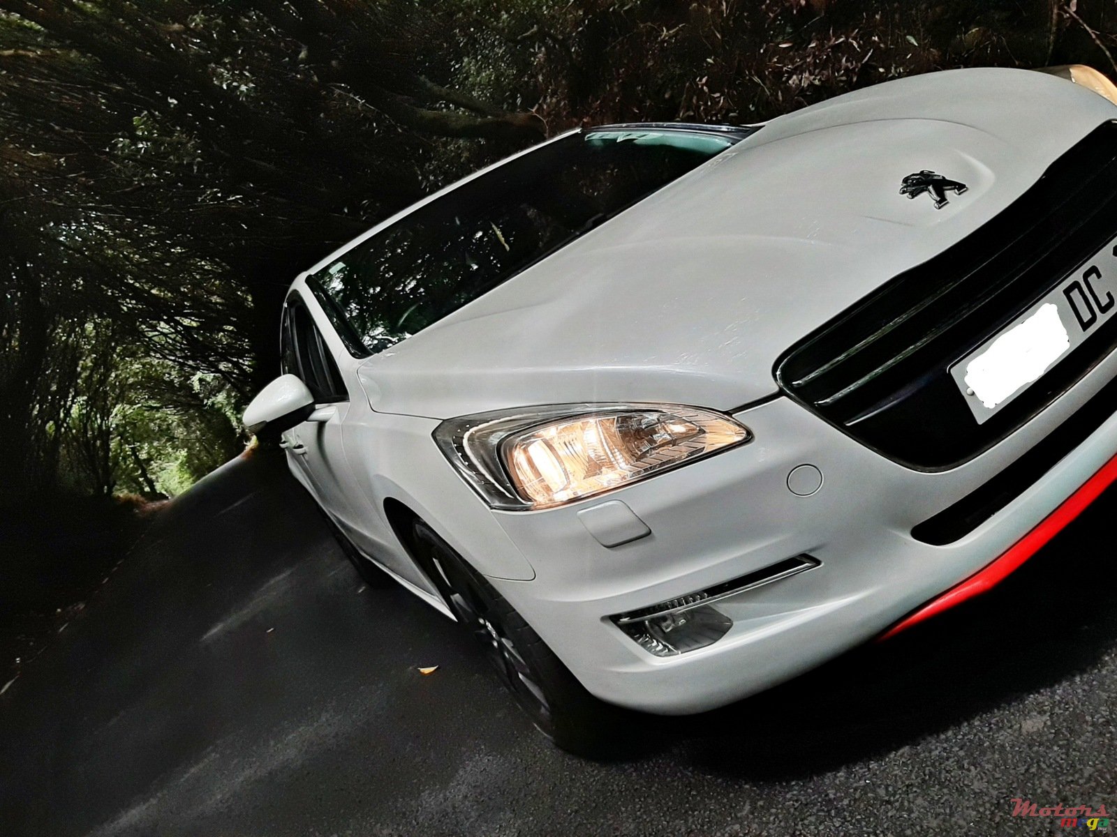 2012' Peugeot 508 photo #6