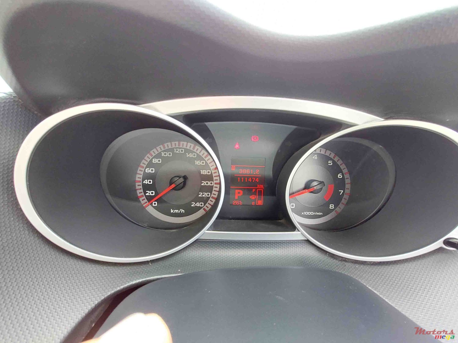 2009' Mitsubishi Outlander photo #6