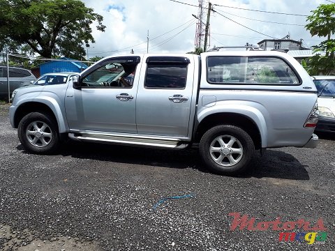 2008' Isuzu D-Max photo #3