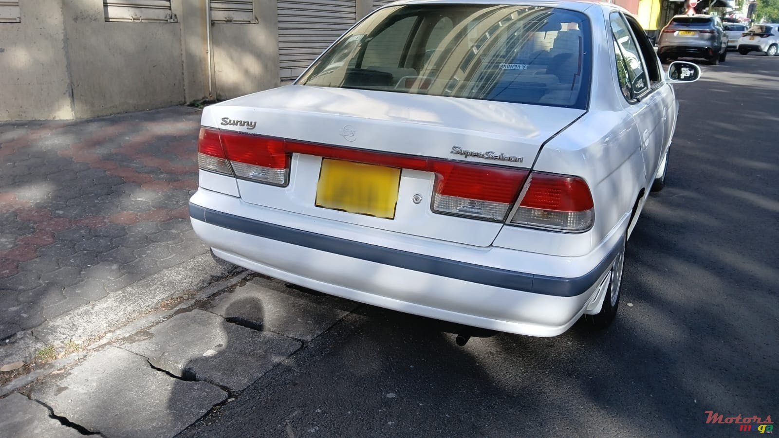 2001' Nissan Sunny photo #3