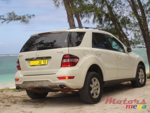 2010' Mercedes-Benz ML 350 photo #1