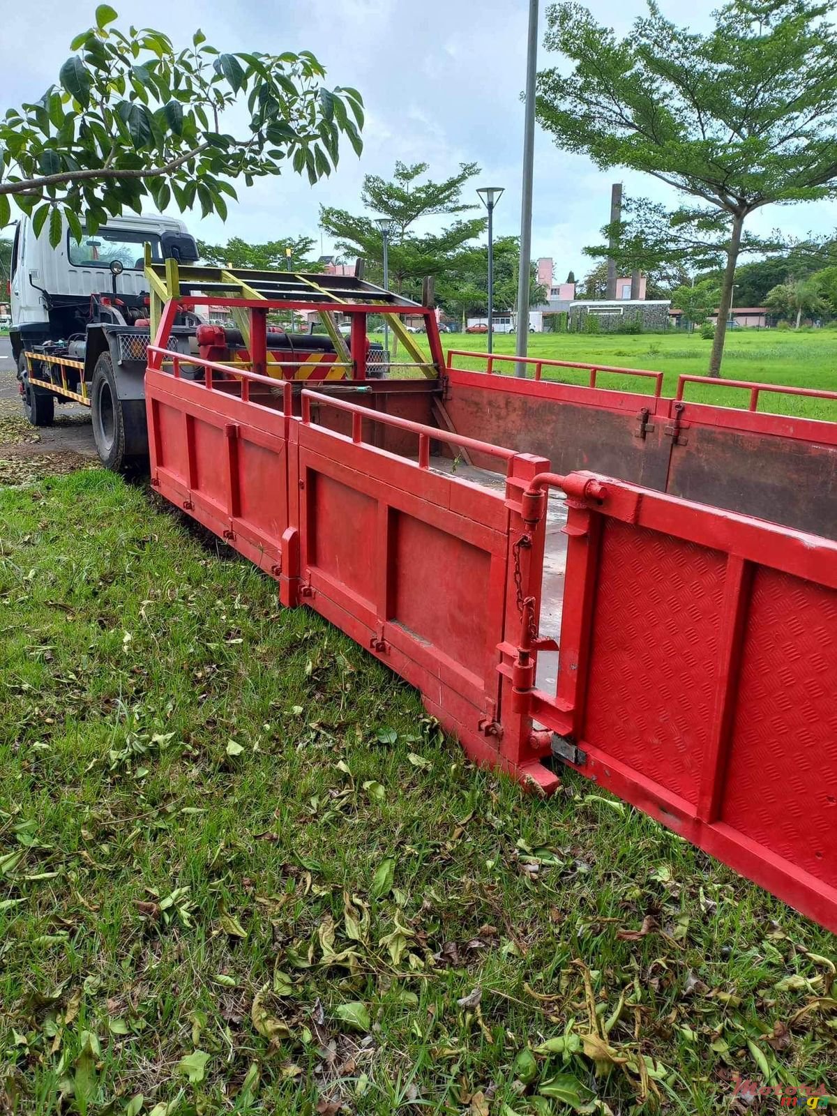 1999' Mitsubishi photo #3