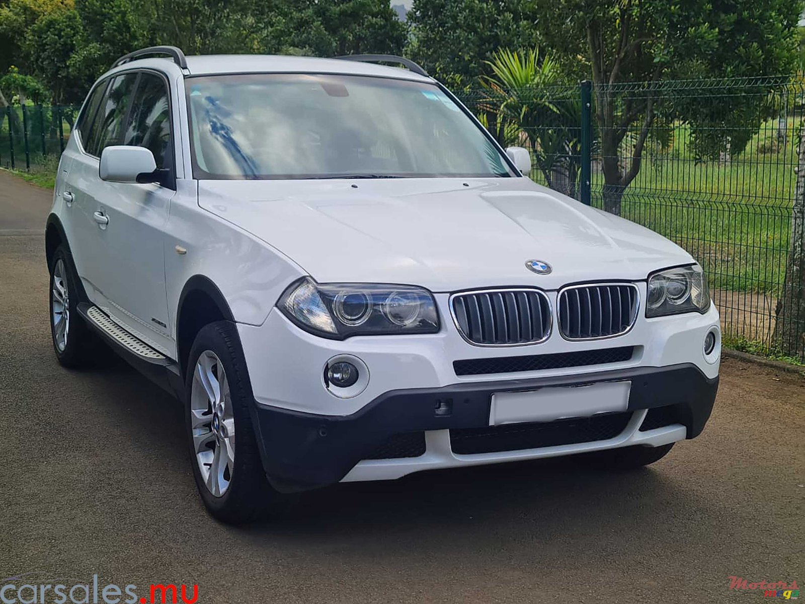 2008' BMW X3 25i XDrive photo #2
