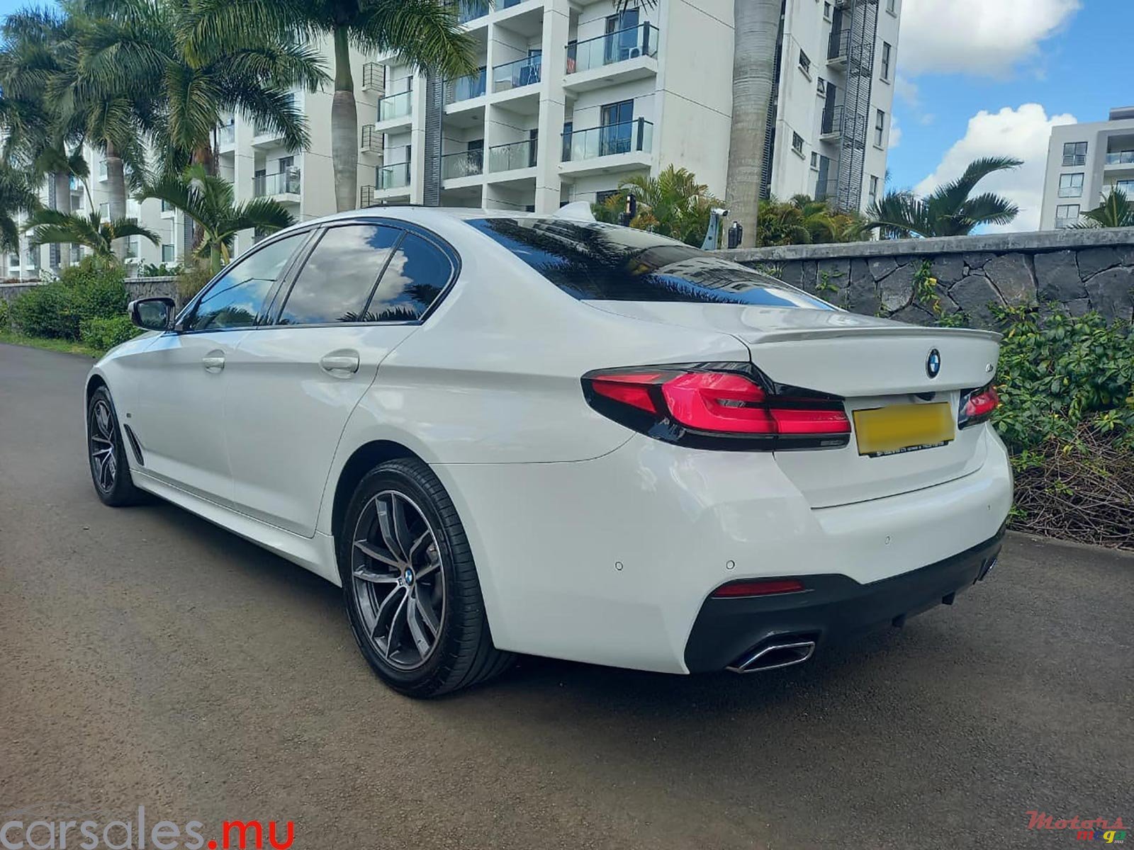 2021' BMW 520 i MSport Line 2.0 photo #3