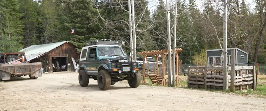 Does a Superbike-Swapped Suzuki Off-Road SUV Make Perfect Sense? Yes
