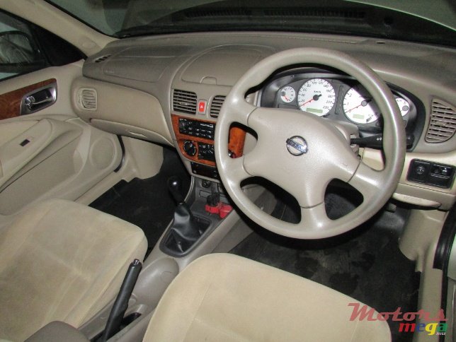 2007' Nissan Sunny Super Saloon photo #3