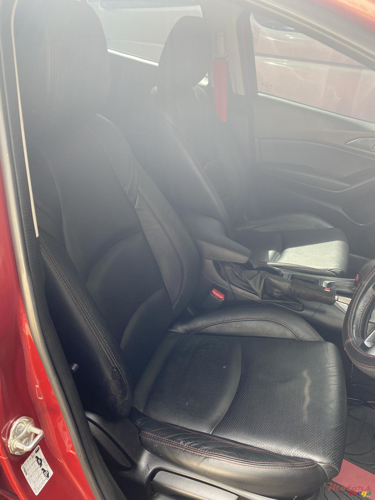 2016' Mazda 3 photo #6