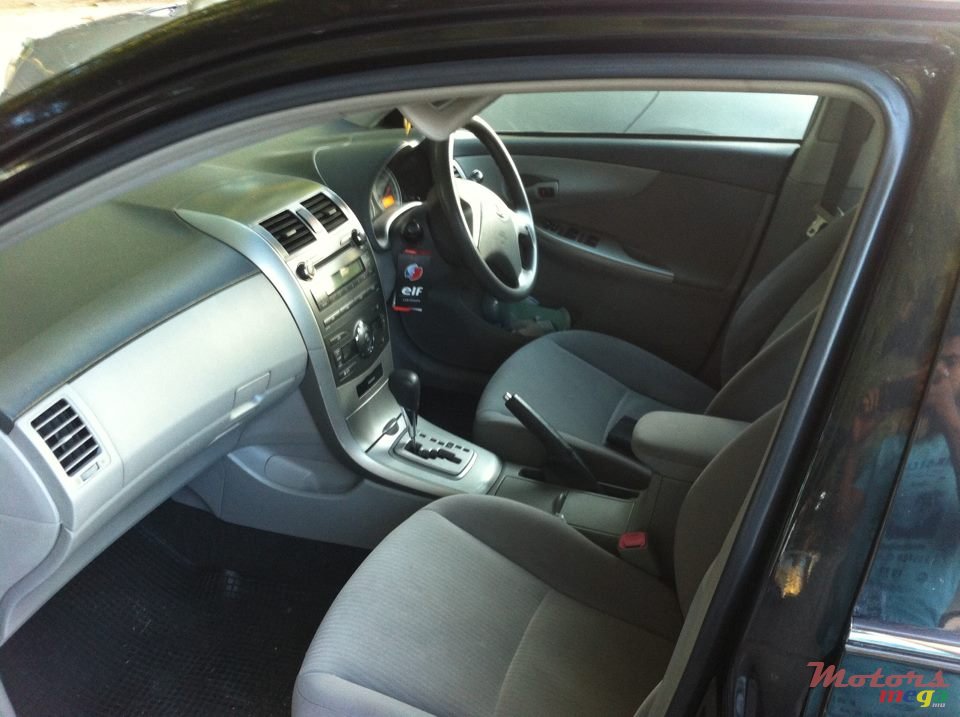 2010' Toyota Corolla photo #3