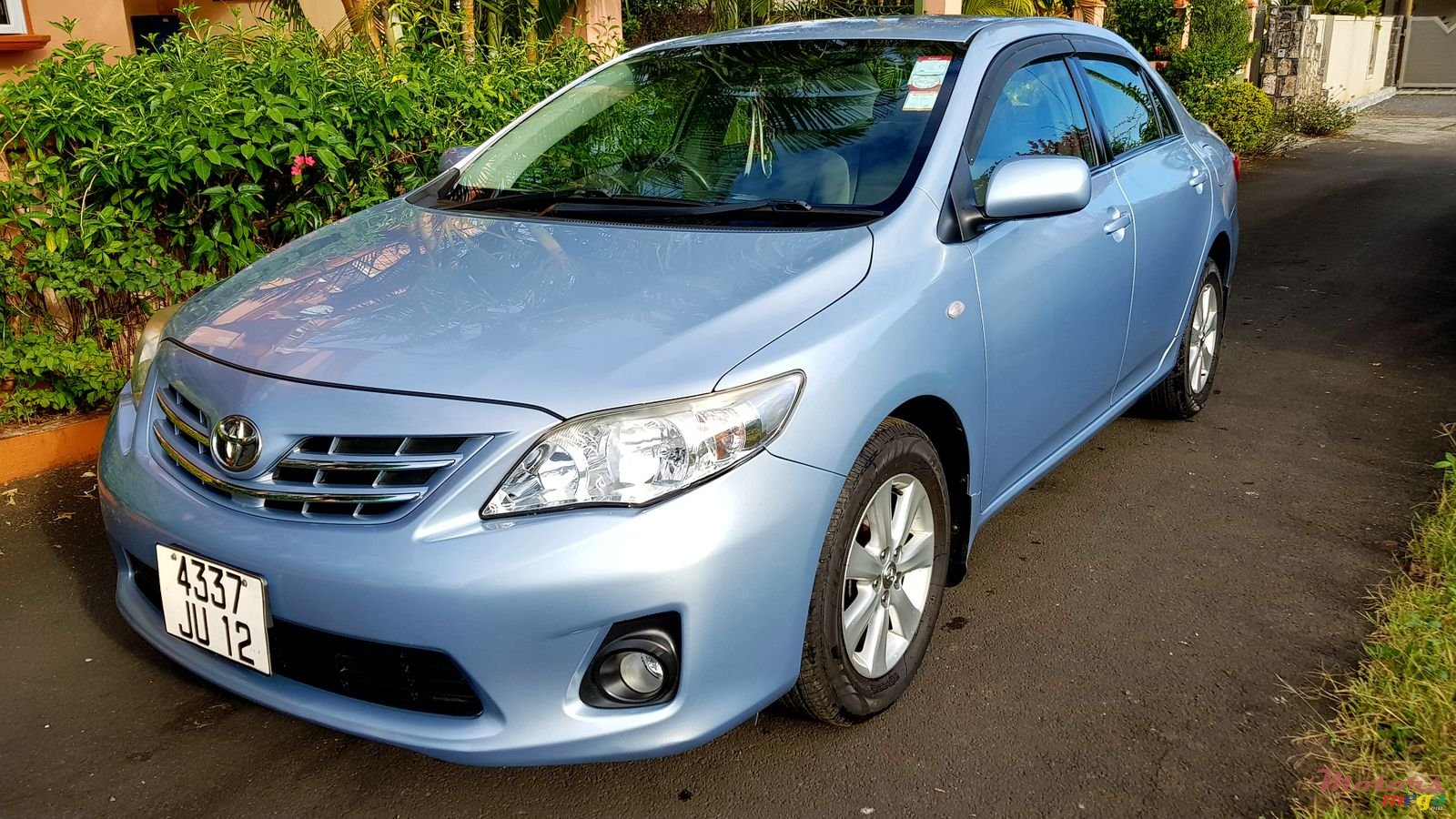 2012' Toyota Corolla photo #4