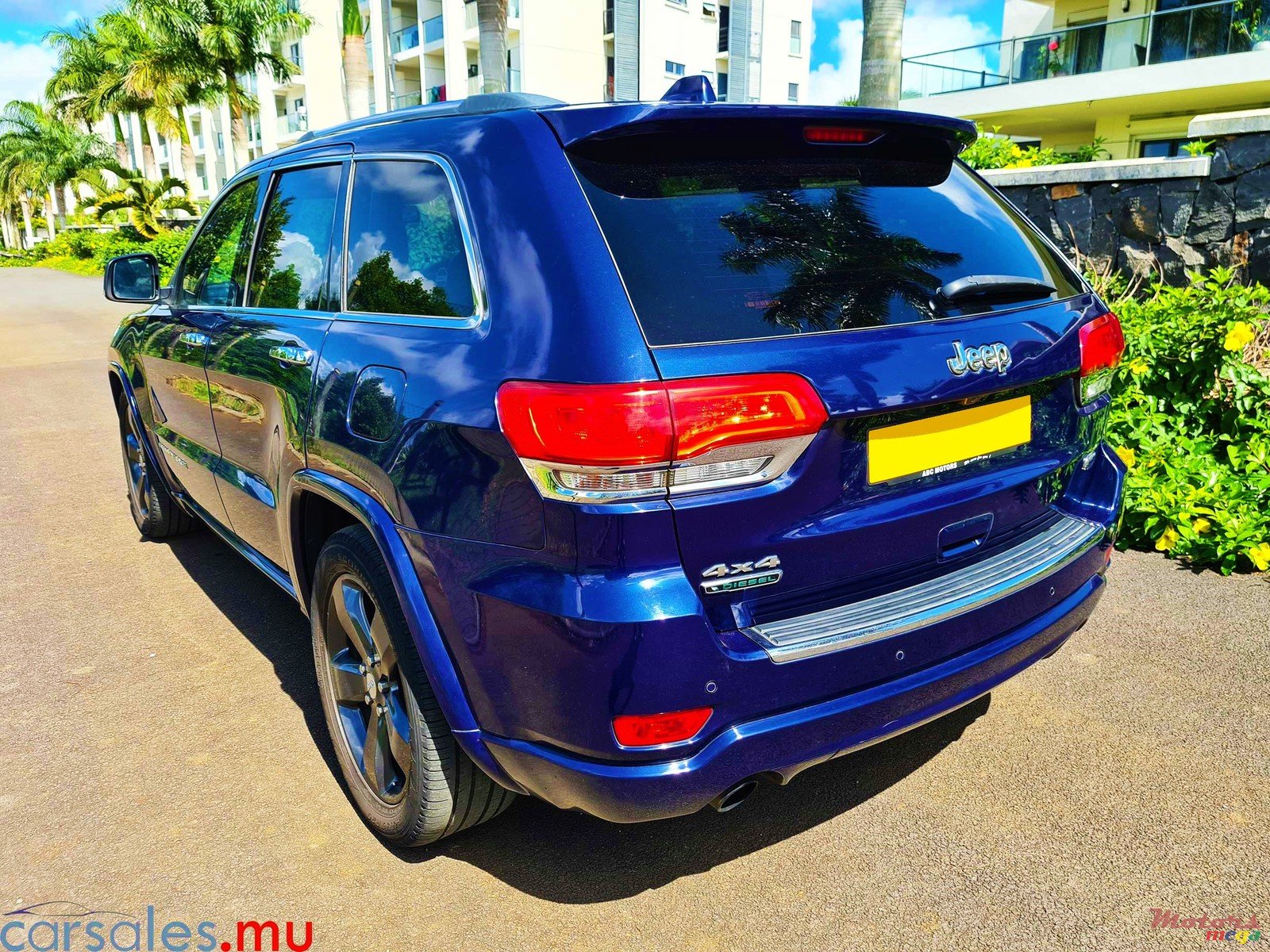 2015' Jeep Grand Cherokee 3.0 CRD Overland photo #2