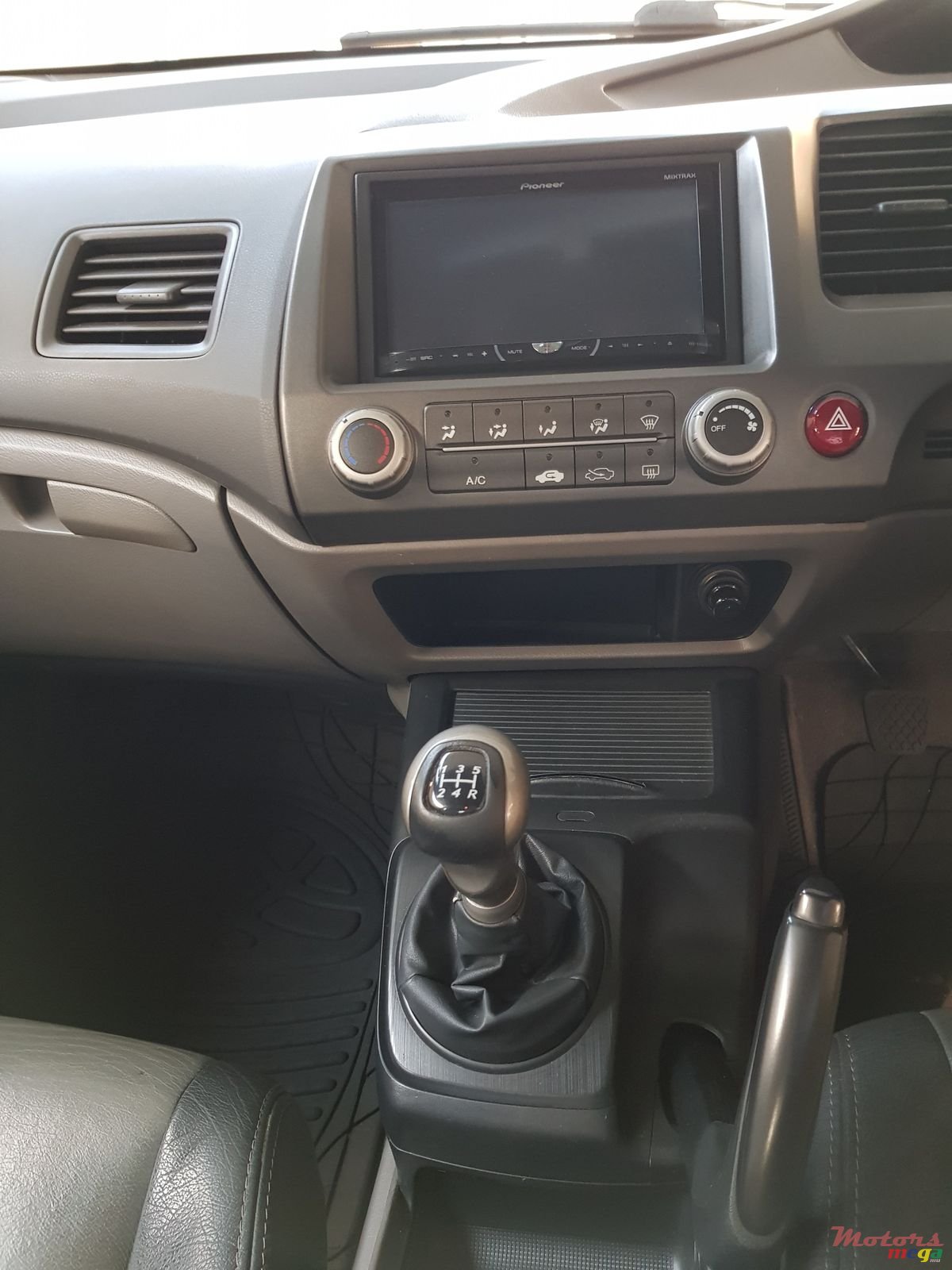 2008' Honda Civic photo #5