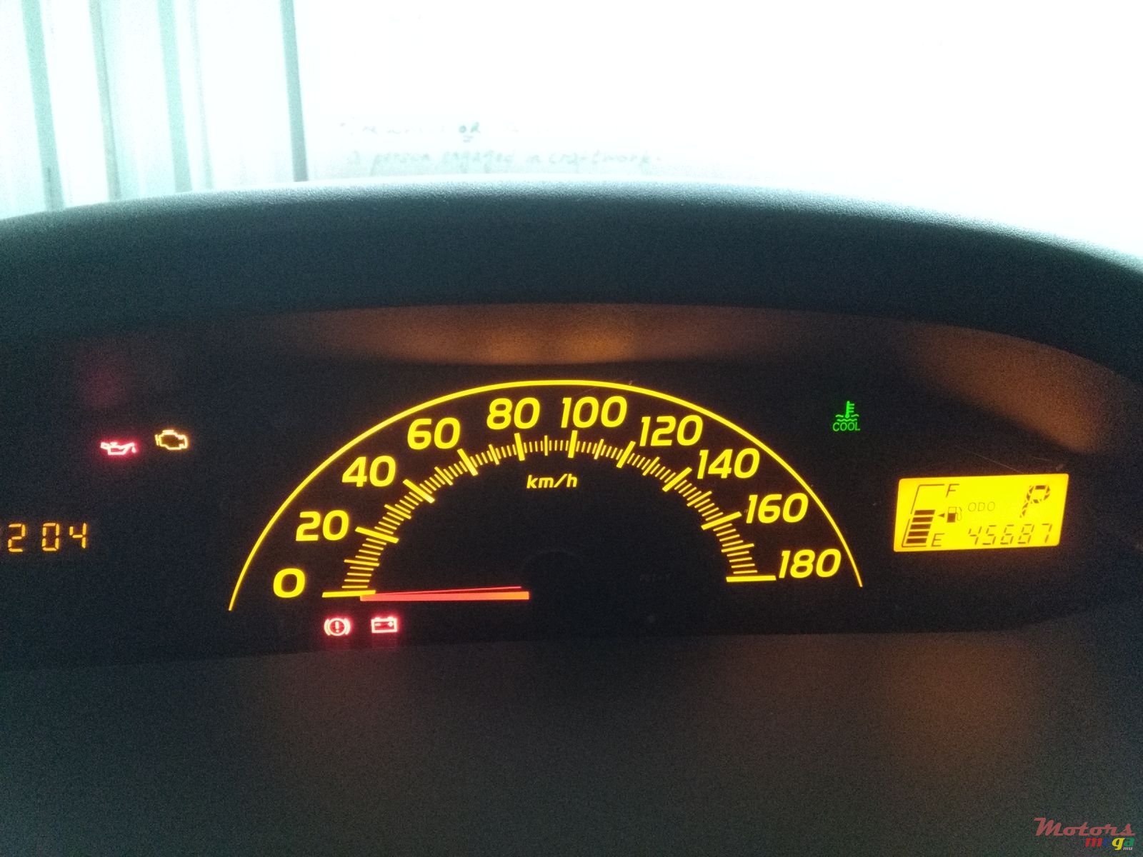 2010' Toyota Vitz photo #1