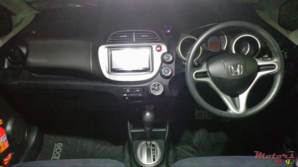 2011' Honda Fit photo #6