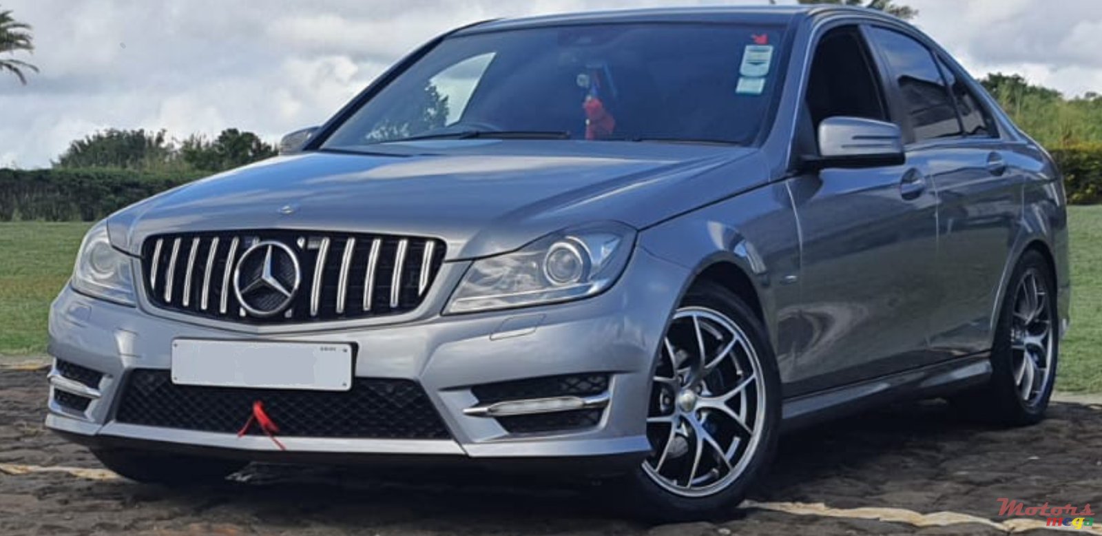 2012' Mercedes-Benz C-Class AMG photo #2