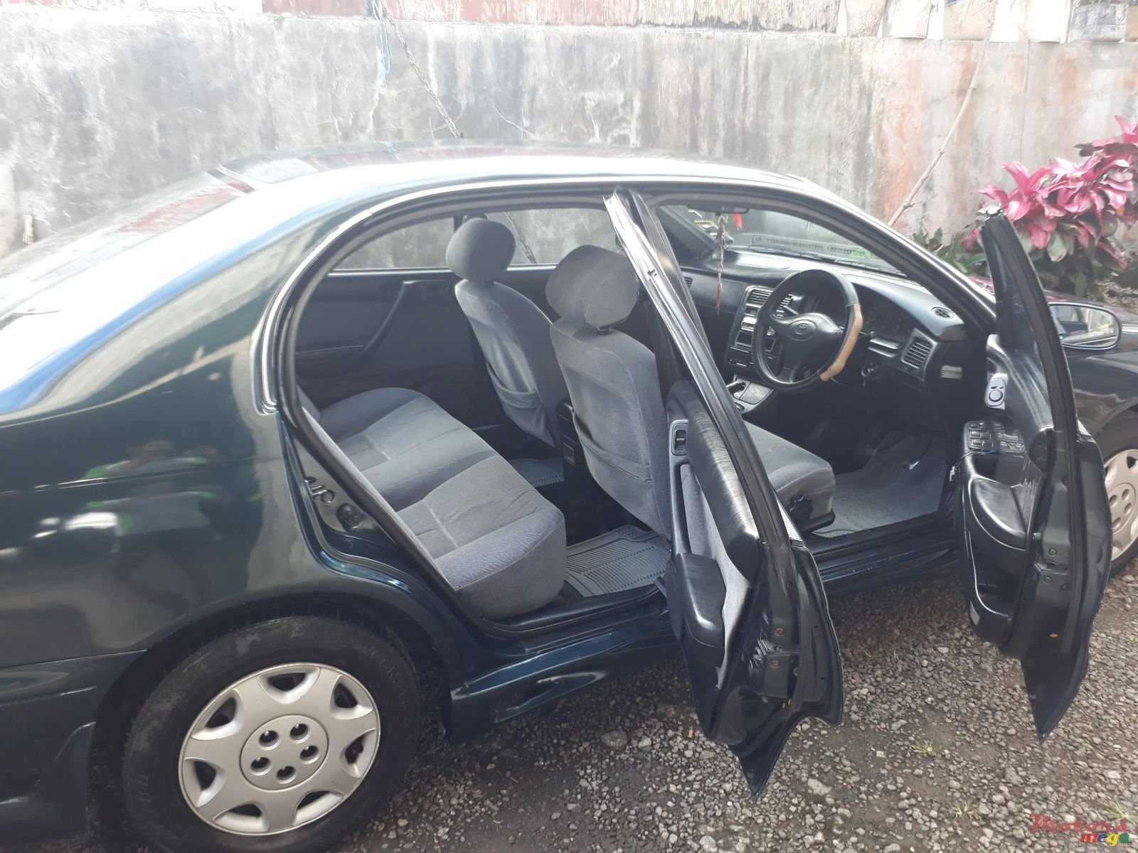 1993' Toyota Corona photo #3