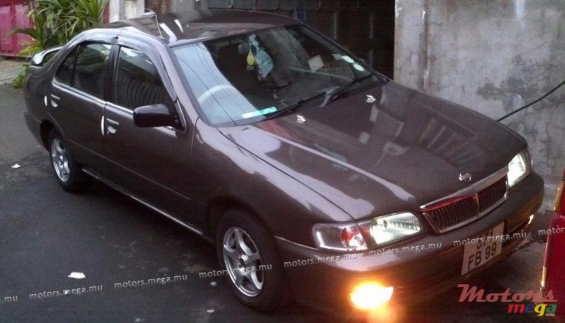 1999' Nissan Sunny photo #1